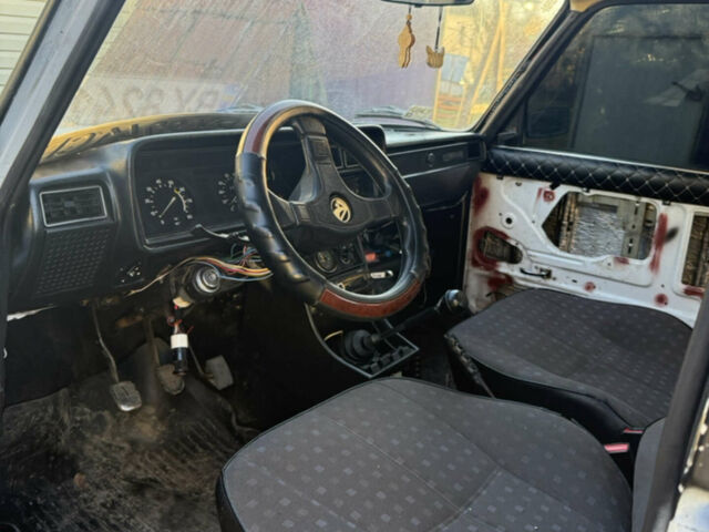 Білий ВАЗ 2107, об'ємом двигуна 1.5 л та пробігом 947 тис. км за 700 $, фото 5 на Automoto.ua