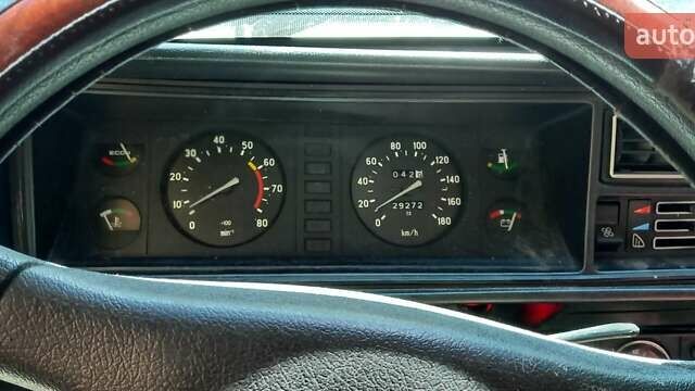 ВАЗ 2107 2003 в Киеве на Automoto.ua Белый ВАЗ 2107, объемом двигателя 1.6 л и пробегом 293 тыс. км за 2138 $, фото 2 на Automoto.ua