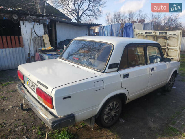 Белый ВАЗ 2107, объемом двигателя 1.45 л и пробегом 59 тыс. км за 1350 $, фото 4 на Automoto.ua