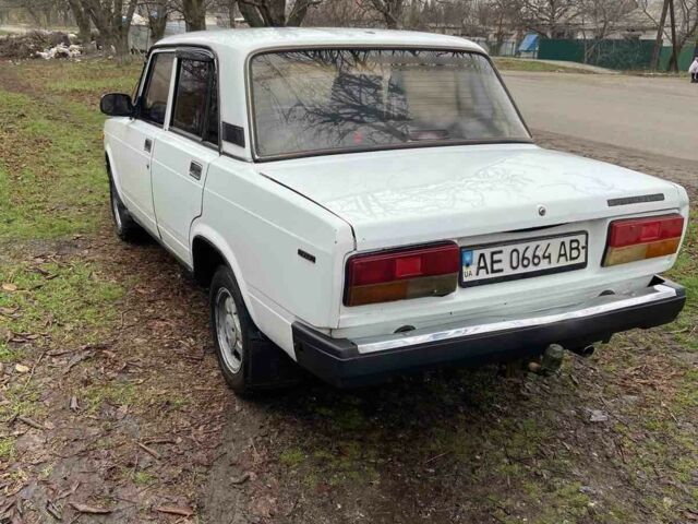 Белый ВАЗ 2107, объемом двигателя 5 л и пробегом 50 тыс. км за 828 $, фото 2 на Automoto.ua