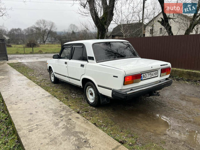 Белый ВАЗ 2107, объемом двигателя 1.45 л и пробегом 90 тыс. км за 1050 $, фото 8 на Automoto.ua