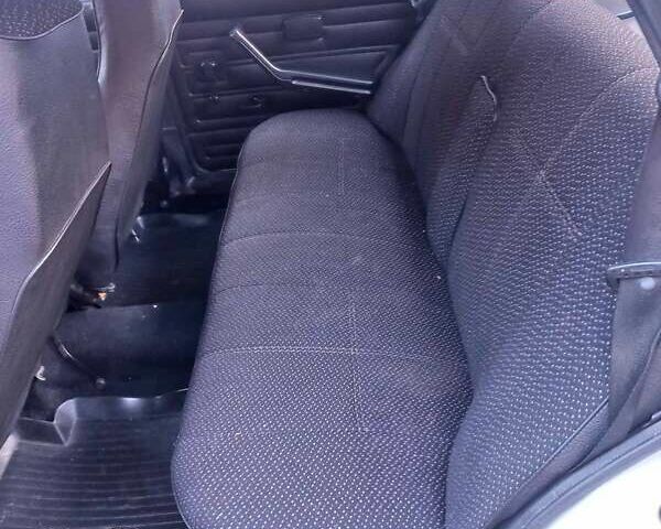 Белый ВАЗ 2107, объемом двигателя 0.25 л и пробегом 195 тыс. км за 1650 $, фото 11 на Automoto.ua