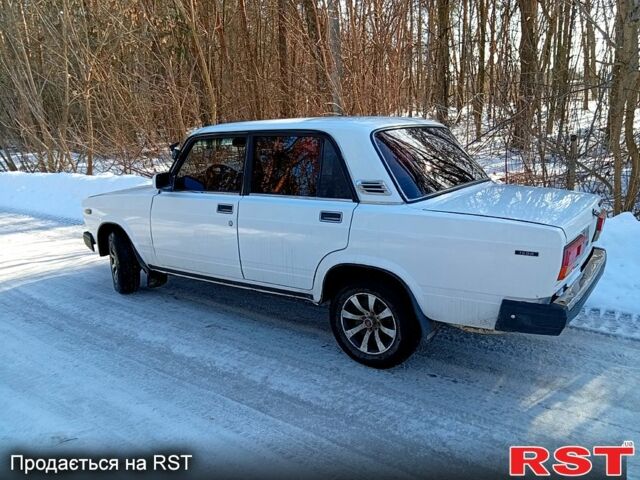 Білий ВАЗ 2107, об'ємом двигуна 1.5 л та пробігом 98 тис. км за 980 $, фото 4 на Automoto.ua