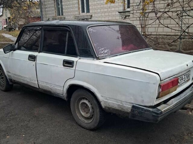 Білий ВАЗ 2107, об'ємом двигуна 0 л та пробігом 200 тис. км за 400 $, фото 1 на Automoto.ua