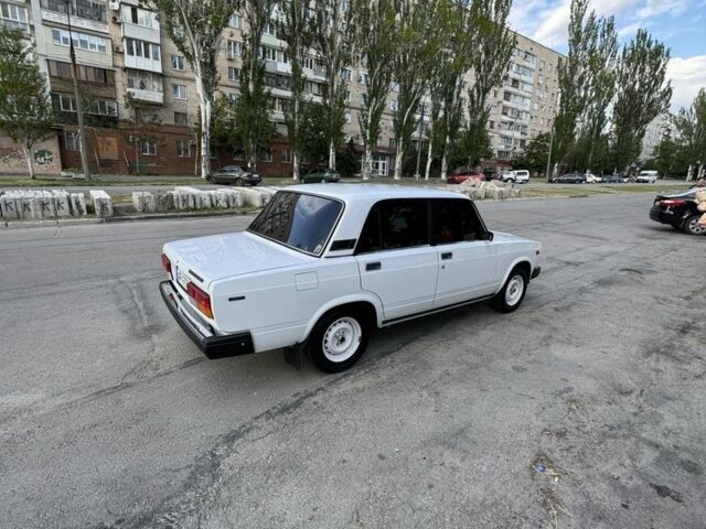 Білий ВАЗ 2107, об'ємом двигуна 1.5 л та пробігом 63 тис. км за 2700 $, фото 4 на Automoto.ua