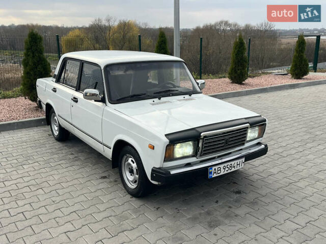 Белый ВАЗ 2107, объемом двигателя 1.5 л и пробегом 109 тыс. км за 1350 $, фото 7 на Automoto.ua