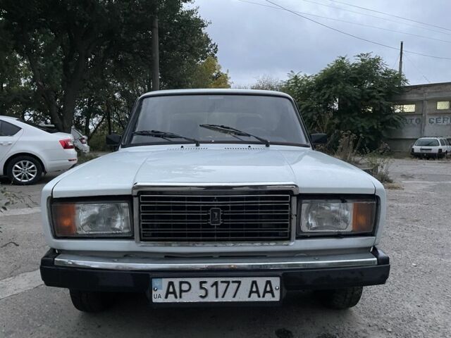 Белый ВАЗ 2107, объемом двигателя 1.5 л и пробегом 70 тыс. км за 1074 $, фото 1 на Automoto.ua