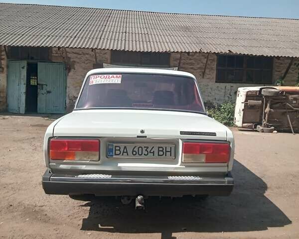 Белый ВАЗ 2107, объемом двигателя 1.5 л и пробегом 890 тыс. км за 1550 $, фото 7 на Automoto.ua