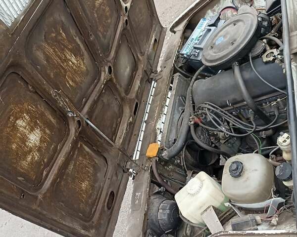 Белый ВАЗ 2107, объемом двигателя 1.5 л и пробегом 70 тыс. км за 1100 $, фото 1 на Automoto.ua