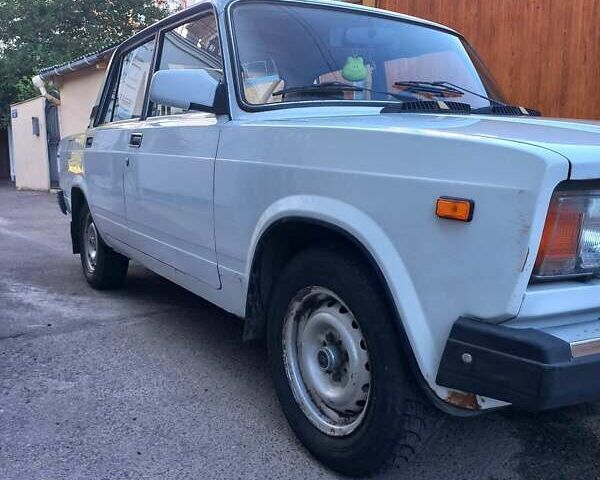 Белый ВАЗ 2107, объемом двигателя 0.25 л и пробегом 195 тыс. км за 1650 $, фото 2 на Automoto.ua