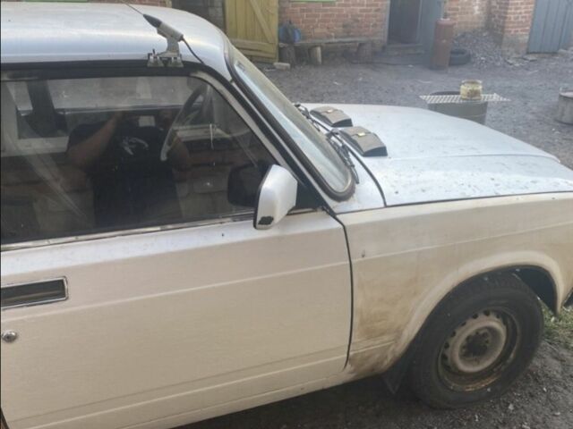 Белый ВАЗ 2107, объемом двигателя 0 л и пробегом 143 тыс. км за 1150 $, фото 6 на Automoto.ua