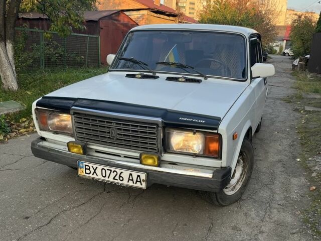 Белый ВАЗ 2107, объемом двигателя 1.5 л и пробегом 178 тыс. км за 799 $, фото 1 на Automoto.ua