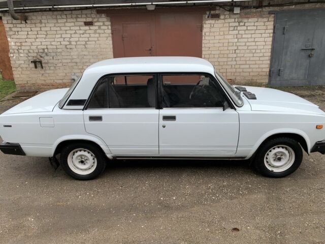 Білий ВАЗ 2107, об'ємом двигуна 1.5 л та пробігом 72 тис. км за 1700 $, фото 3 на Automoto.ua