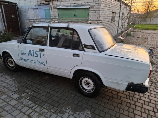 Белый ВАЗ 2107, объемом двигателя 0 л и пробегом 1 тыс. км за 716 $, фото 1 на Automoto.ua