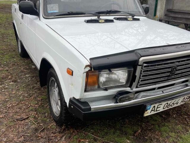 Белый ВАЗ 2107, объемом двигателя 5 л и пробегом 50 тыс. км за 828 $, фото 4 на Automoto.ua