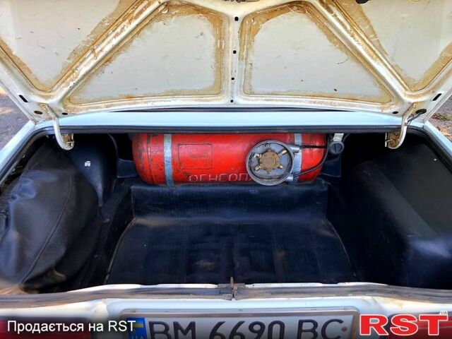 Білий ВАЗ 2107, об'ємом двигуна 1.6 л та пробігом 175 тис. км за 1550 $, фото 8 на Automoto.ua
