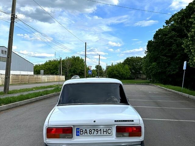 ВАЗ 2107 2004 в Кропивницком (Кировограде) на Automoto.ua Белый ВАЗ 2107, объемом двигателя 1.5 л и пробегом 74 тыс. км за 2160 $, фото 2 на Automoto.ua