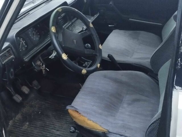 Белый ВАЗ 2107, объемом двигателя 1.6 л и пробегом 90 тыс. км за 356 $, фото 1 на Automoto.ua