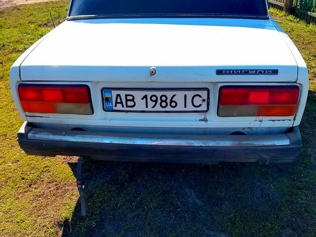 Белый ВАЗ 2107, объемом двигателя 1.5 л и пробегом 0 тыс. км за 950 $, фото 3 на Automoto.ua