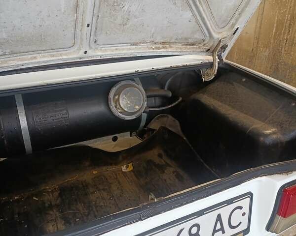 ВАЗ 2107 2004 в Богодухове на Automoto.ua Белый ВАЗ 2107, объемом двигателя 1.5 л и пробегом 250 тыс. км за 900 $, фото 5 на Automoto.ua