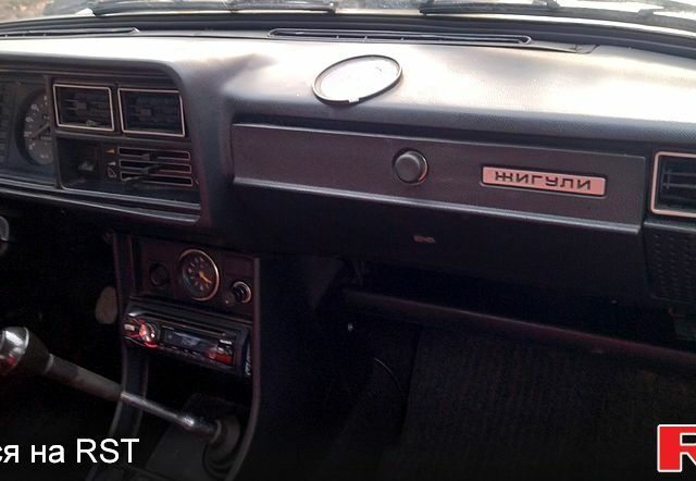 Белый ВАЗ 2107, объемом двигателя 1.5 л и пробегом 0 тыс. км за 1000 $, фото 7 на Automoto.ua