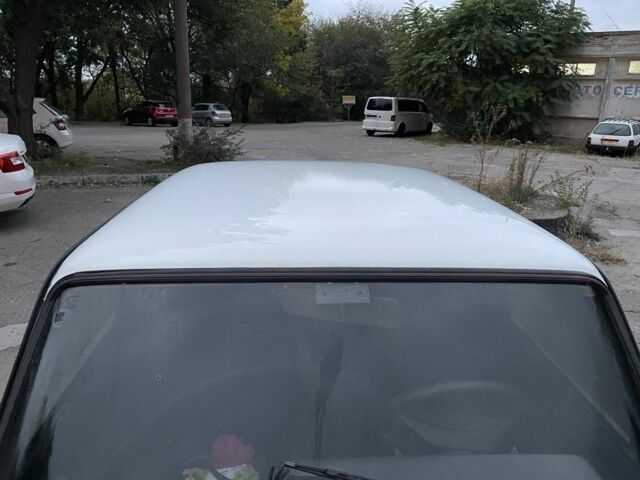 Белый ВАЗ 2107, объемом двигателя 1.5 л и пробегом 70 тыс. км за 1074 $, фото 11 на Automoto.ua