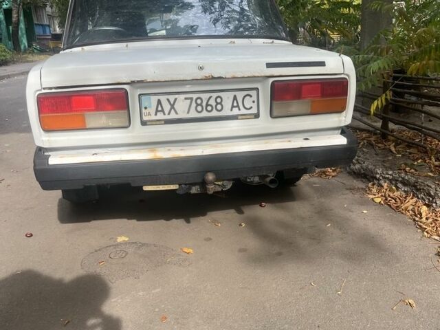 Белый ВАЗ 2107, объемом двигателя 0 л и пробегом 300 тыс. км за 900 $, фото 2 на Automoto.ua