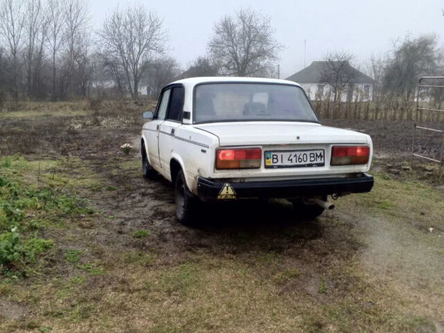 Білий ВАЗ 2107, об'ємом двигуна 1.5 л та пробігом 237 тис. км за 592 $, фото 2 на Automoto.ua