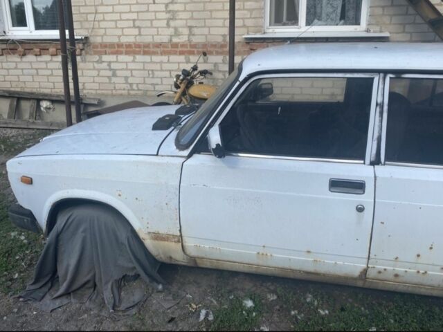 Белый ВАЗ 2107, объемом двигателя 0 л и пробегом 143 тыс. км за 1150 $, фото 5 на Automoto.ua