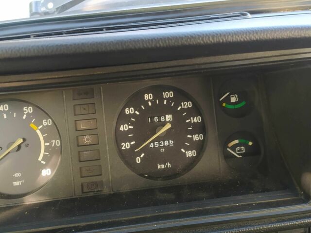 Белый ВАЗ 2107, объемом двигателя 1.5 л и пробегом 45 тыс. км за 1400 $, фото 2 на Automoto.ua