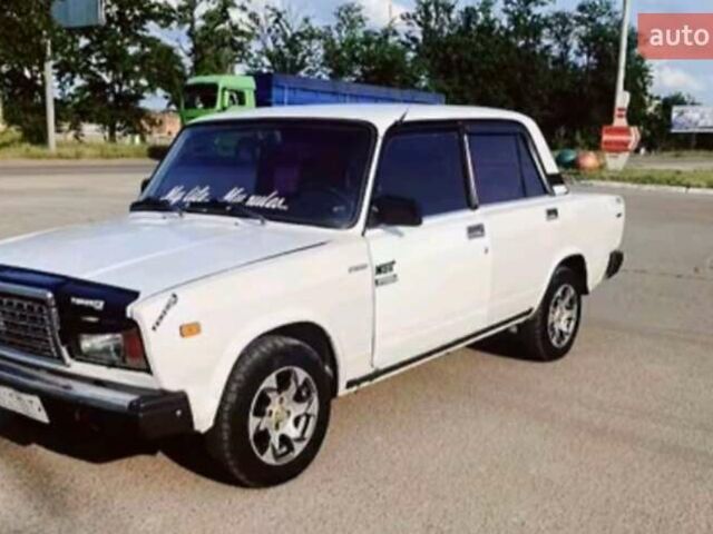 Білий ВАЗ 2107, об'ємом двигуна 1.4 л та пробігом 150 тис. км за 825 $, фото 3 на Automoto.ua