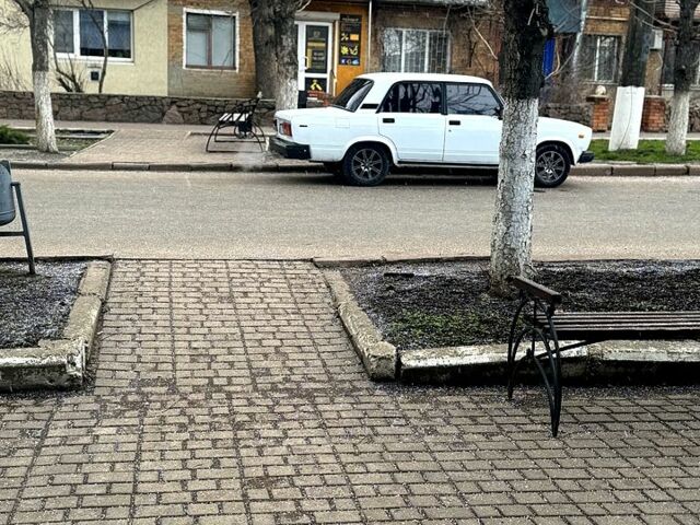 Белый ВАЗ 2107, объемом двигателя 1.5 л и пробегом 0 тыс. км за 900 $, фото 6 на Automoto.ua