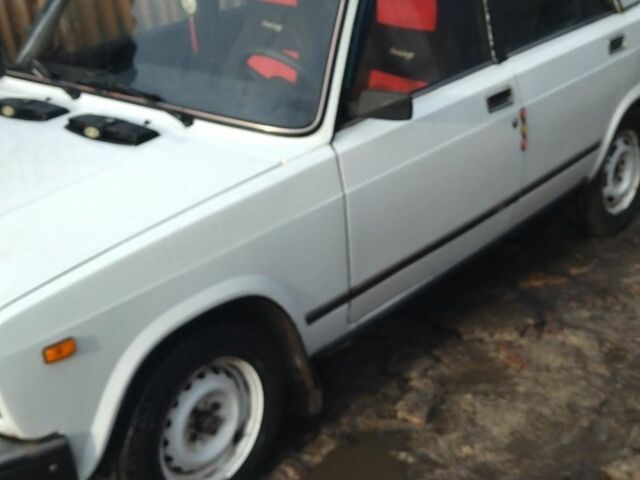 Білий ВАЗ 2107, об'ємом двигуна 1.5 л та пробігом 33 тис. км за 1000 $, фото 3 на Automoto.ua