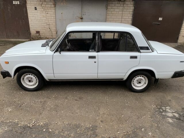 Білий ВАЗ 2107, об'ємом двигуна 1.5 л та пробігом 72 тис. км за 1700 $, фото 1 на Automoto.ua