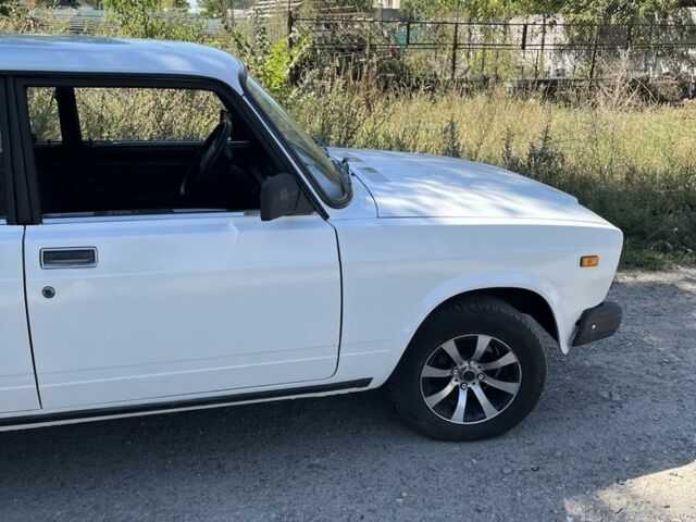 Белый ВАЗ 2107, объемом двигателя 1.5 л и пробегом 52 тыс. км за 1188 $, фото 10 на Automoto.ua