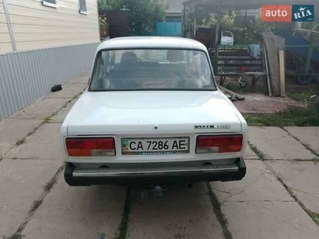 Белый ВАЗ 2107, объемом двигателя 1.5 л и пробегом 200 тыс. км за 1400 $, фото 3 на Automoto.ua