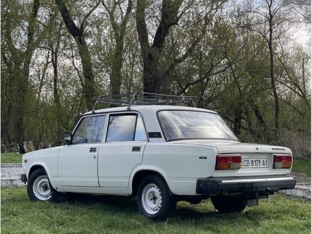 Белый ВАЗ 2107, объемом двигателя 0 л и пробегом 100 тыс. км за 998 $, фото 1 на Automoto.ua