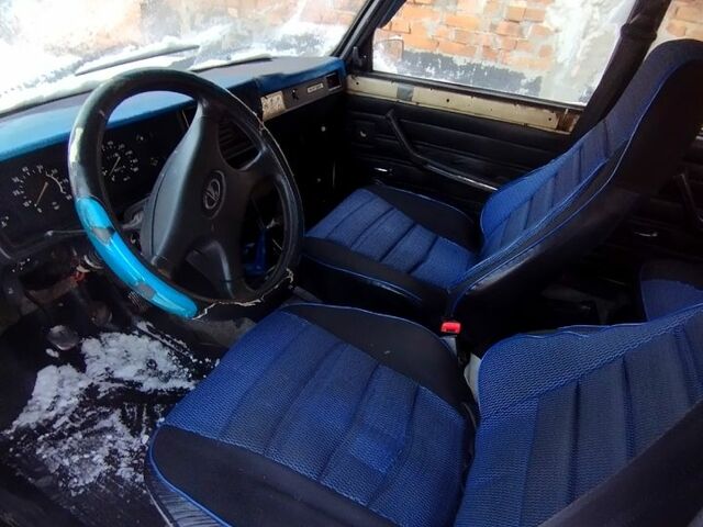 Белый ВАЗ 2107, объемом двигателя 1.5 л и пробегом 240 тыс. км за 240 $, фото 8 на Automoto.ua