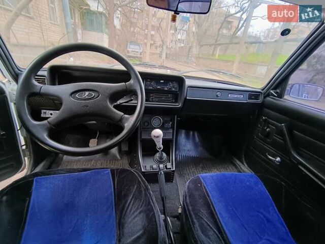 Белый ВАЗ 2107, объемом двигателя 1.45 л и пробегом 74 тыс. км за 2100 $, фото 5 на Automoto.ua