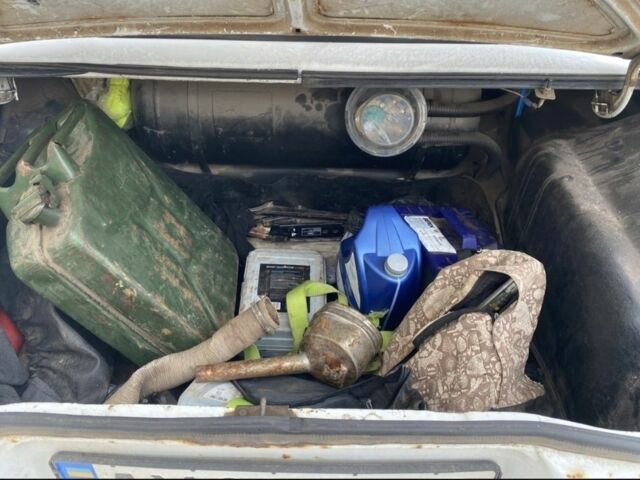 Белый ВАЗ 2107, объемом двигателя 0 л и пробегом 143 тыс. км за 1150 $, фото 13 на Automoto.ua