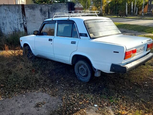 ВАЗ 2107 2005 в Славянске на Automoto.ua Белый ВАЗ 2107, объемом двигателя 1.6 л и пробегом 123 тыс. км за 1300 $, фото 4 на Automoto.ua