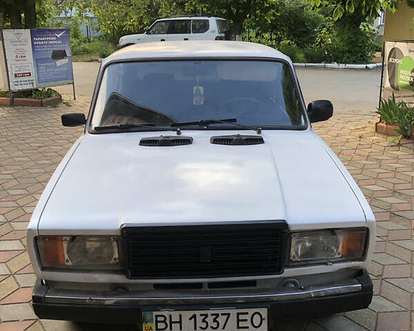 Белый ВАЗ 2107, объемом двигателя 1.5 л и пробегом 150 тыс. км за 900 $, фото 9 на Automoto.ua