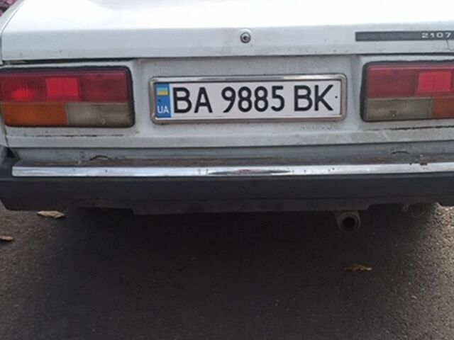 ВАЗ 2107 2005 в Знаменке на Automoto.ua Белый ВАЗ 2107, объемом двигателя 1.5 л и пробегом 300 тыс. км за 1200 $, фото 2 на Automoto.ua
