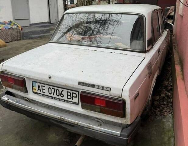Белый ВАЗ 2107, объемом двигателя 0 л и пробегом 200 тыс. км за 167 $, фото 4 на Automoto.ua