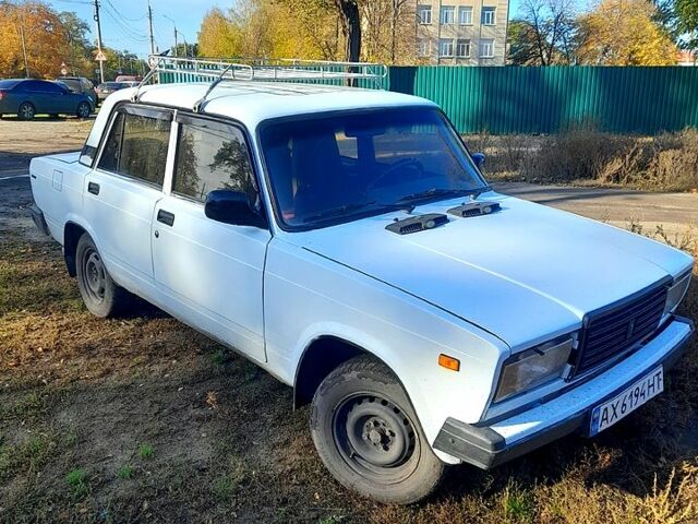 ВАЗ 2107 2005 в Славянске на Automoto.ua Белый ВАЗ 2107, объемом двигателя 1.6 л и пробегом 123 тыс. км за 1300 $, фото 1 на Automoto.ua