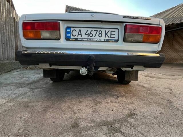 Белый ВАЗ 2107, объемом двигателя 1.5 л и пробегом 60 тыс. км за 1450 $, фото 3 на Automoto.ua