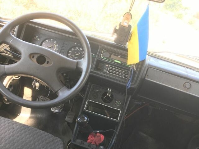 Белый ВАЗ 2107, объемом двигателя 1.5 л и пробегом 300 тыс. км за 25000 $, фото 7 на Automoto.ua