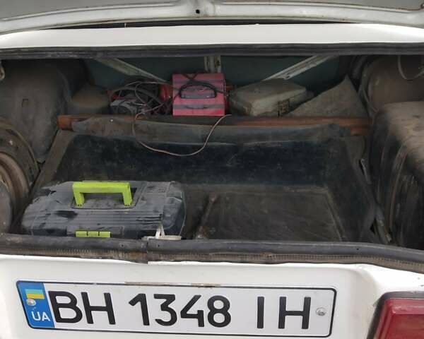 Белый ВАЗ 2107, объемом двигателя 1.5 л и пробегом 75 тыс. км за 1500 $, фото 1 на Automoto.ua