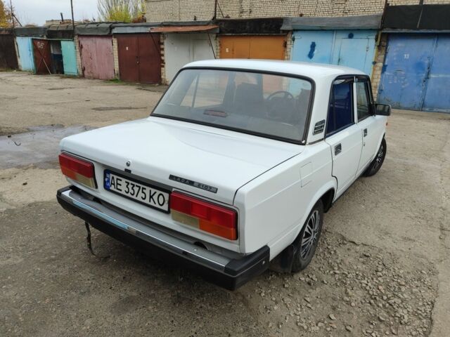 Белый ВАЗ 2107, объемом двигателя 0 л и пробегом 125 тыс. км за 2100 $, фото 6 на Automoto.ua