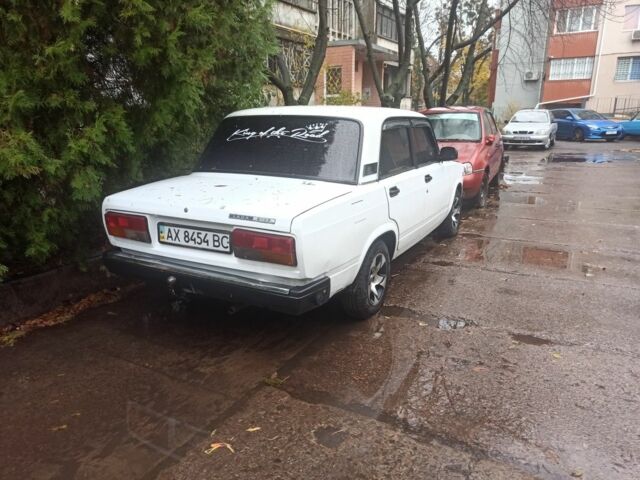 Білий ВАЗ 2107, об'ємом двигуна 1.5 л та пробігом 1 тис. км за 1250 $, фото 1 на Automoto.ua